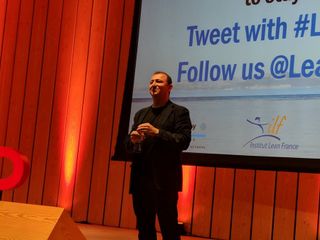Cesar Gon on stage at Lean Summit