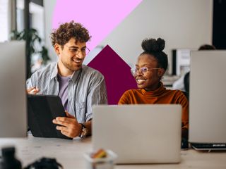 Agile tem working together at office
