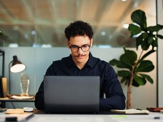 Men computer