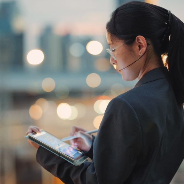 Woman ipad